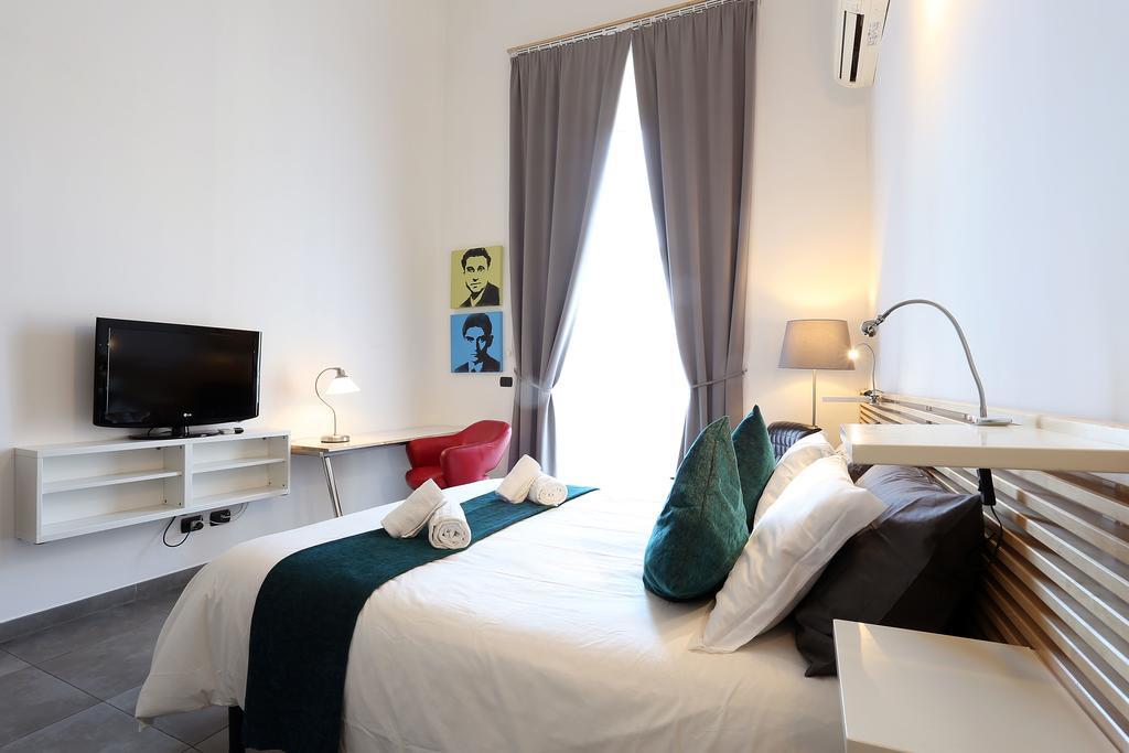 Hotel Mr Frills Roma Exterior foto