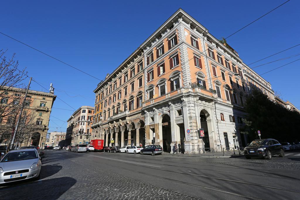 Hotel Mr Frills Roma Exterior foto