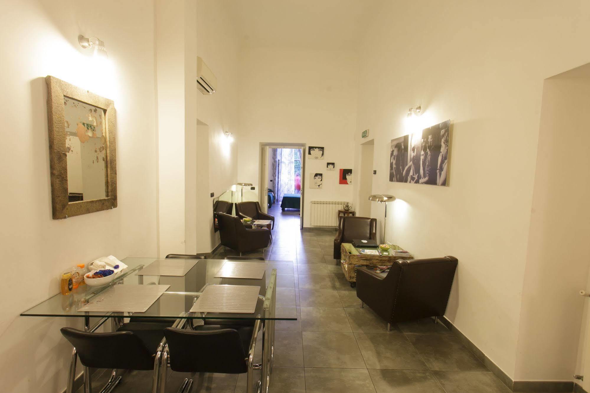 Hotel Mr Frills Roma Exterior foto